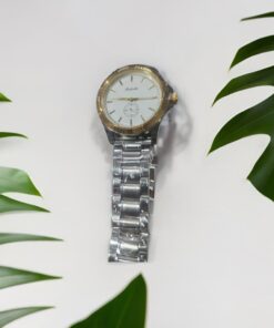 Saleda Quartz Analog Watch